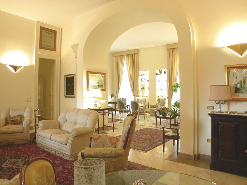 Bed and Breakfast La Terrazza Lecce Exterior foto